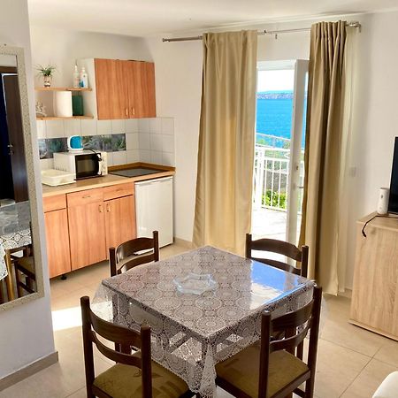 Apartmani Nede Трогір Екстер'єр фото